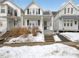 14 Parkview Court, Troy, NY 12180