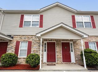 102 Pine Shadow Dr, Goose Creek, SC 29445