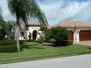 5825 Bromelia Ct, Naples, FL 34119