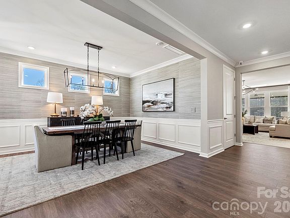 4th image of 2118 Indigo Branch Rd