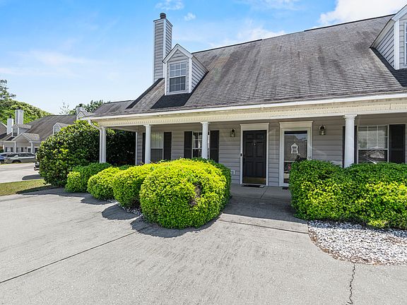 2nd image of 118 Saddlechase Ln #1