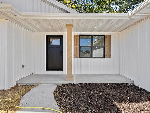 3rd image of W173 Meadow Ridge Trl