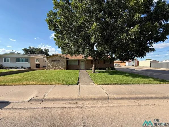 1802 W Clayton Ave, Artesia, NM 88210