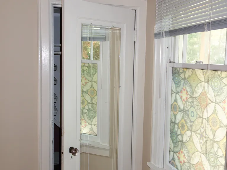2312 Minor Ave E #A — Photo 11