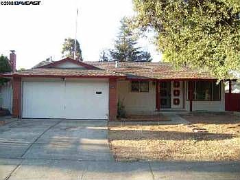 1st image of 32309 Crest Ln