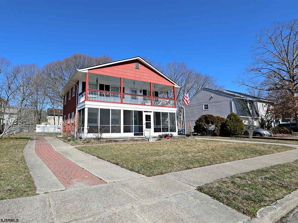 1st image of 12 Crestmont Dr