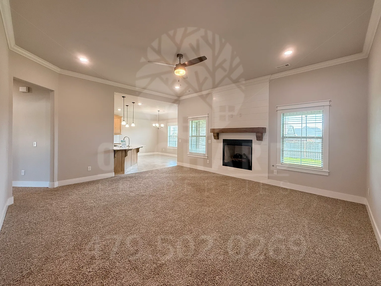 3 bed, 1716 sqft, $1,975 — Photo 2