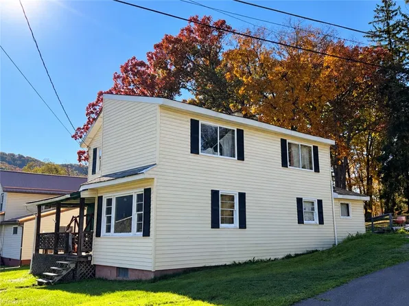 319 Spring St, Emporium, PA 15834