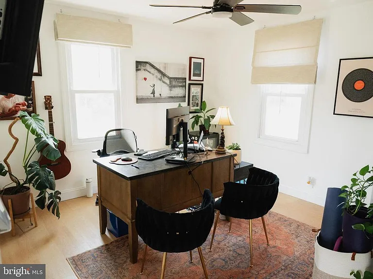70 Sartori Ave — Photo 35