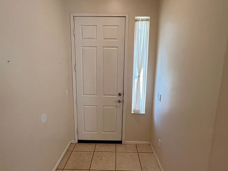 525 Brooklawn Dr — Photo 7
