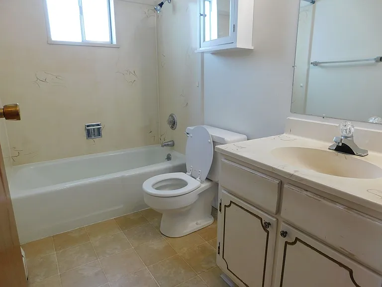 2857 Elm Cir — Photo 9