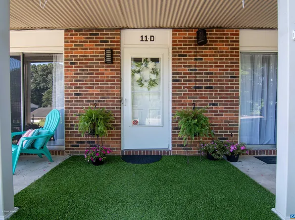 700 Rife Rd APT 11D, Waynesboro, VA 22980