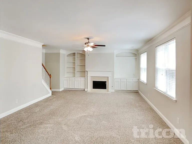 34 Crescent Woode Dr — Photo 2