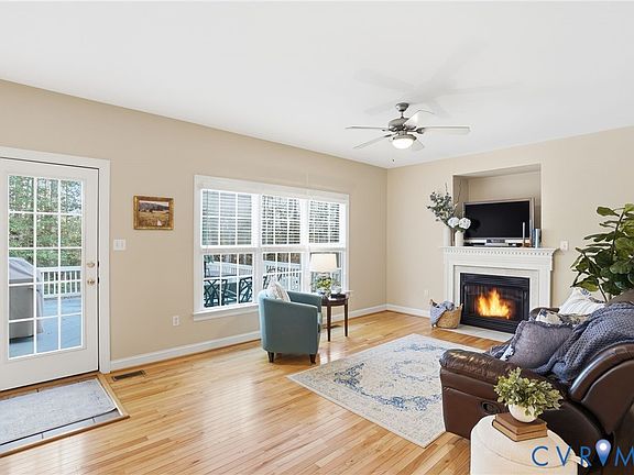 2nd image of 17192 Katy Ln