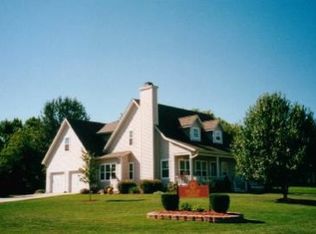 1752 Wildcat Ct, Valparaiso, IN 46385