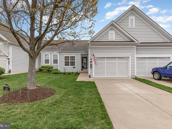 170 Castle Hill Dr, Fredericksburg, VA 22406
