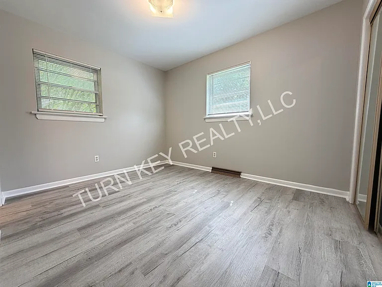 444 Harden Rd — Photo 6