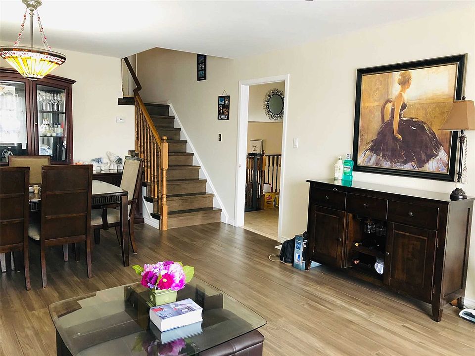 2nd image of 68 Clancy Dr