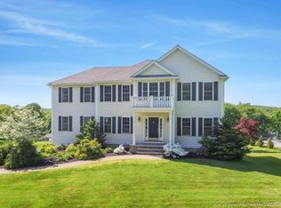 283 Washington St, Groveland, MA 01834