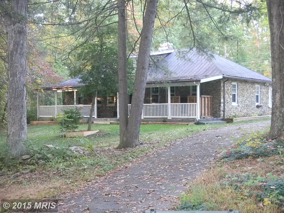Exterior (Front)