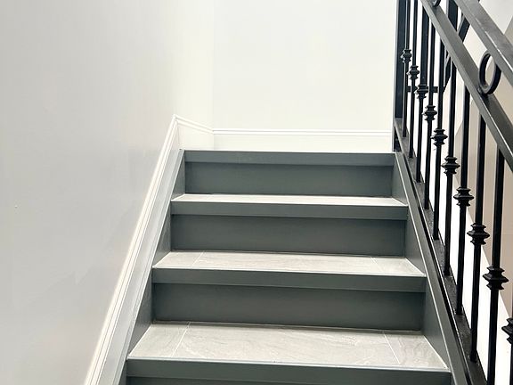4th image of 3625 171st St Floor 3
