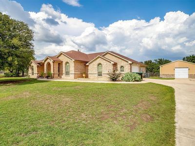 159 Rattling Antler Ct, Azle, TX, 76020