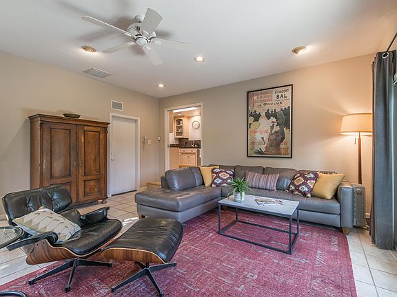 5th image of 5235 Minerva Ave