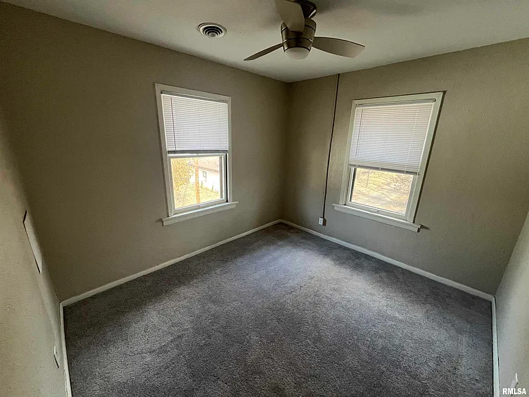 506 Caroline St #B — Photo 11