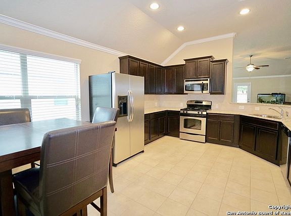 5th image of 14411 High Plains Dr