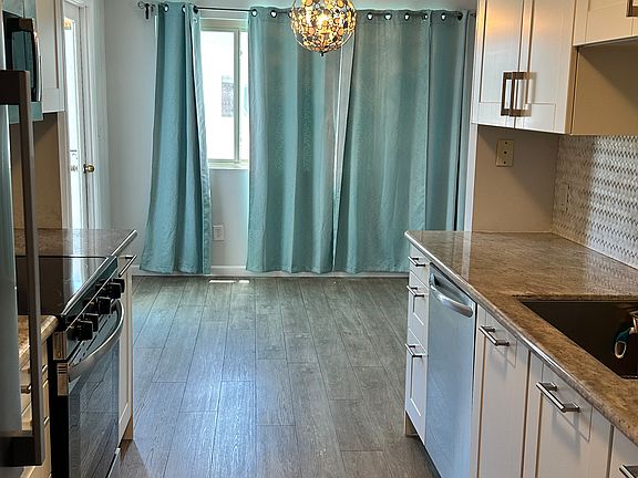 3rd image of 333 Orange Ave Unit 28