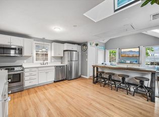 8 Dogwood Ln, Onset, MA 02558