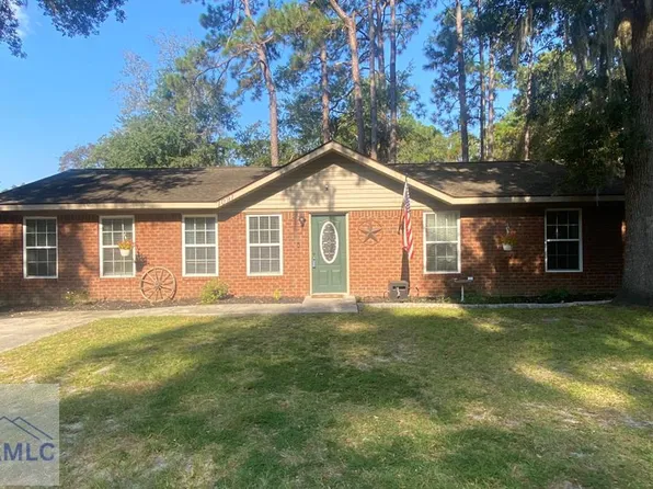 1091 Kelly Dr, Hinesville, GA 31313