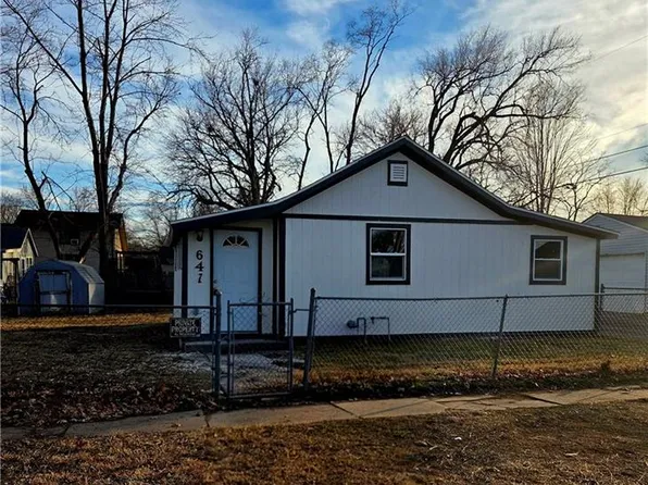 647 NE Grattan St, Topeka, KS 66616