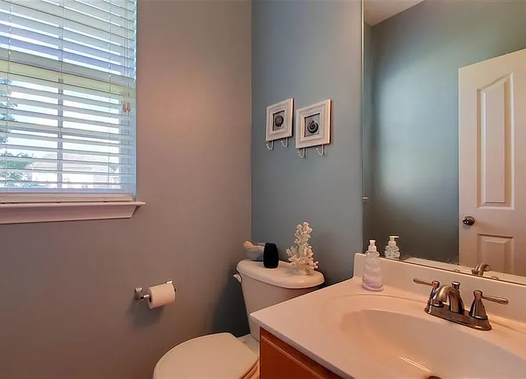 106 Welsford Ct — Photo 3