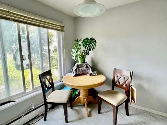 3rd image of 1640 Bay St APT 106
