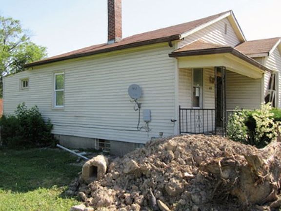 3rd image of 1039 Baden Ave