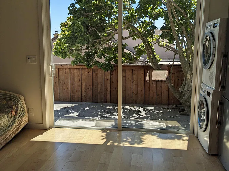 1722 Sonoma Ave — Photo 25