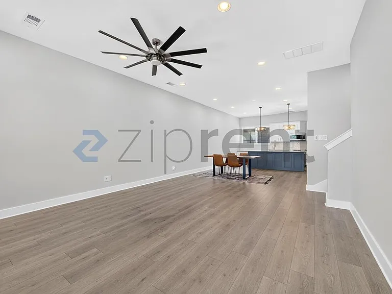 2818 Addison Park Ln — Photo 8