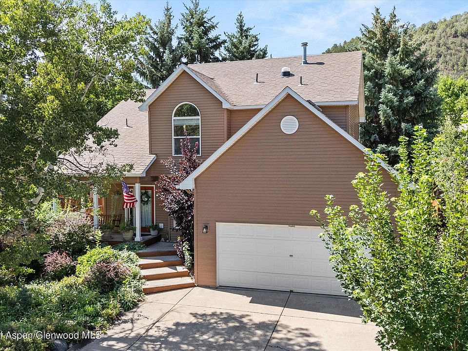 1st image of 1026 Park West Dr