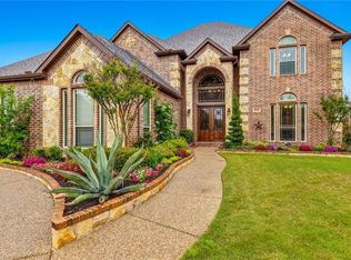 2733 Mona Vale Rd, Trophy Club, TX 76262