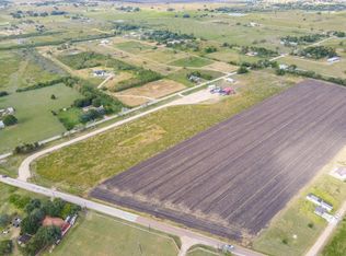 247 Peach St, Edna, TX 77971