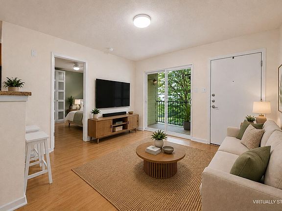 5th image of 3204 Menchaca Rd #704