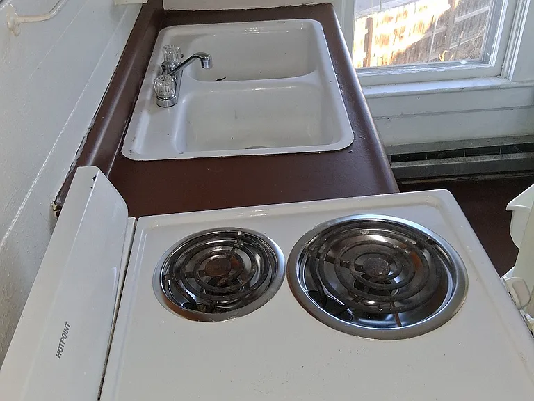 911 W Colorado Ave #2 — Photo 3