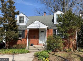 1044 Parkway Ave, Ewing, NJ 08618