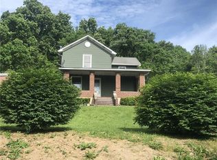 645 Overhead Bridge Rd, Greensburg, PA 15601