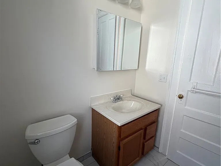 1015 Elmwood Ave #2 — Photo 15