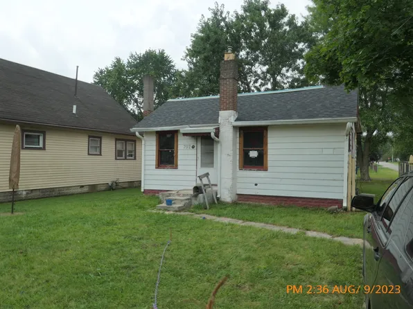702 Manhattan Ave, Indianapolis, IN 46241