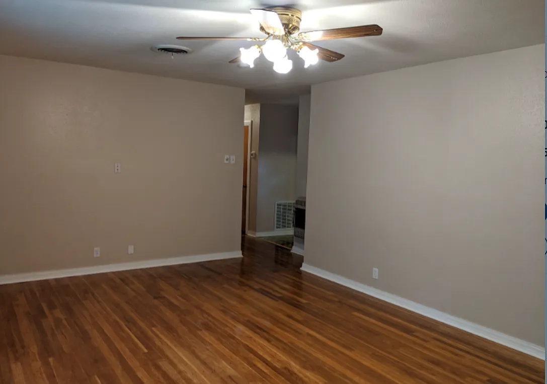 3 bed, 1128 sqft, $1,365 — Photo 4