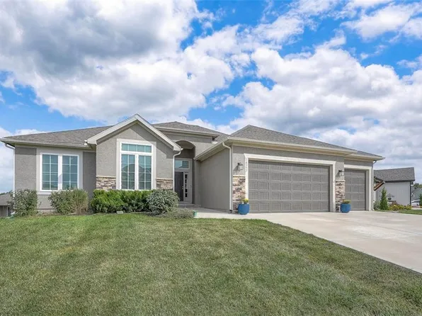 14957 S Houston St, Olathe, KS 66061