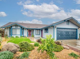 6189 N Cleo Ave, Fresno, CA 93722